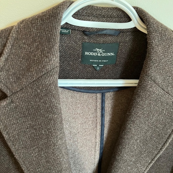 Rodd & Gunn Clarendon Men's Wool Coat - Picture 3 of 6
